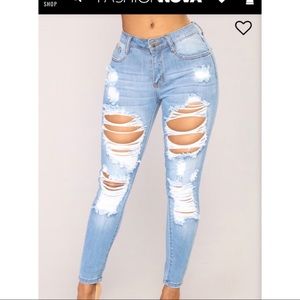 NWT Fashion Nova Jeans Distressed